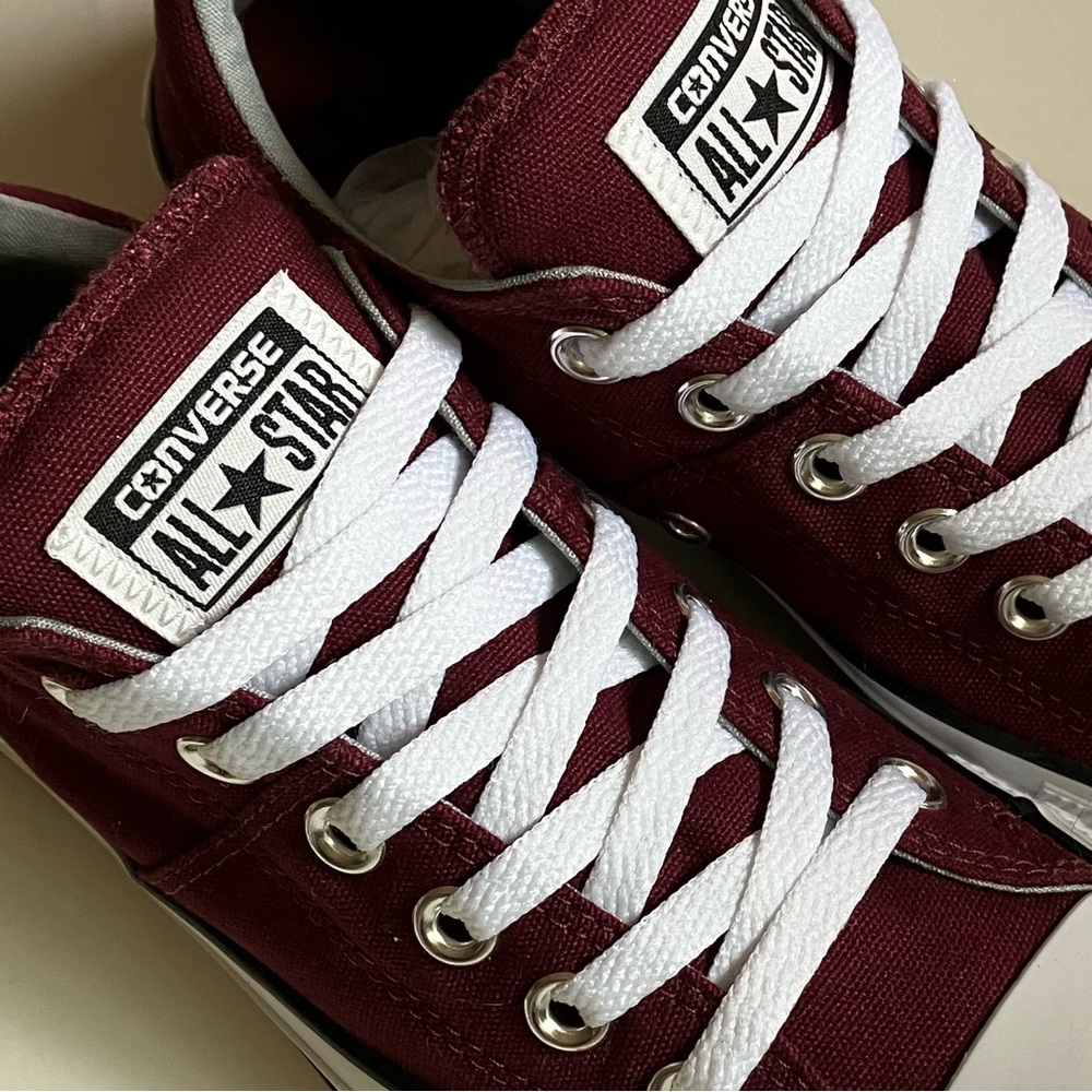 NEW Converse wms7 padded tongue/heel.